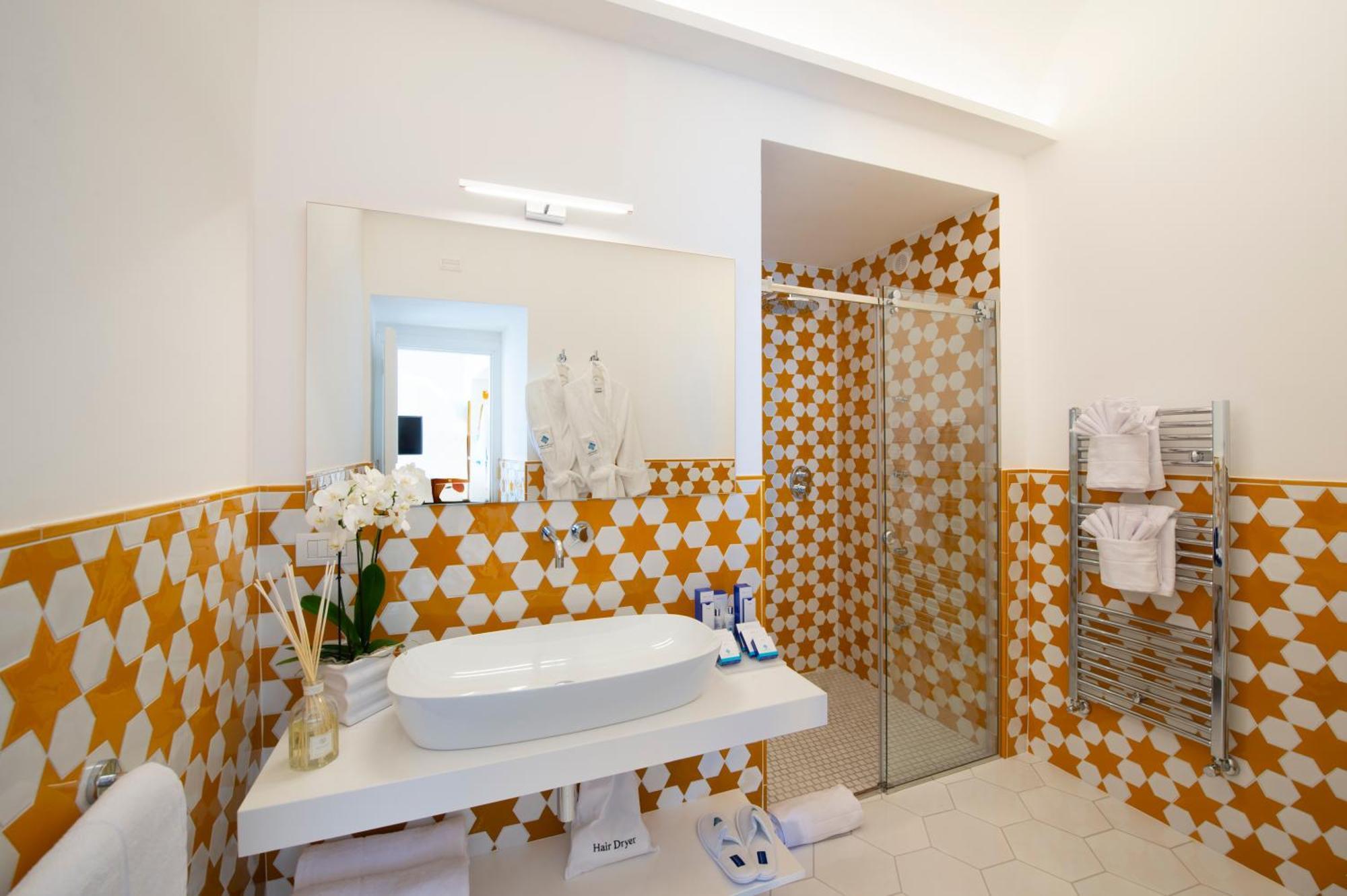 Villa Francesco Luxury Suites Positano Bagian luar foto